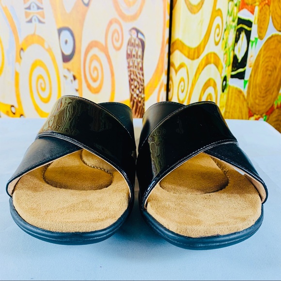 ARRAY Shoreline Women Sandal Size 10W Color Black - Picture 2 of 6